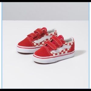 Toddler vans red